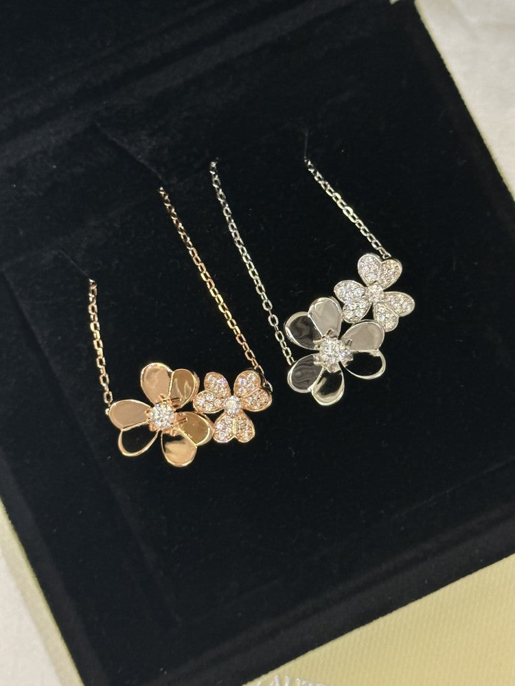 Clover Charm Necklace 10