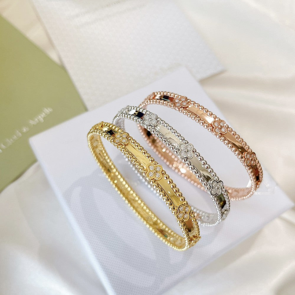 Clover Charm Bracelet 6
