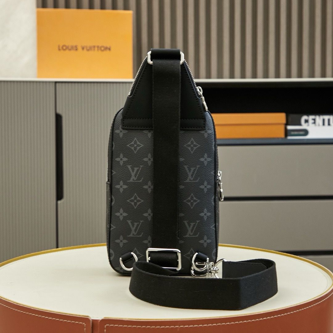Avenue Sling Bag