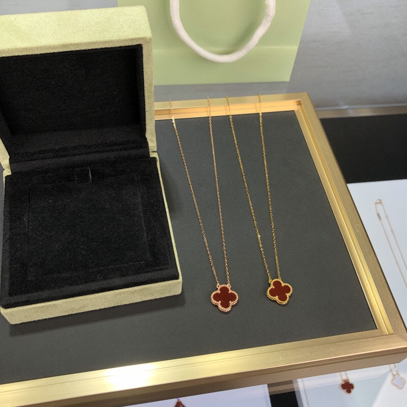 Clover Charm Necklace 1
