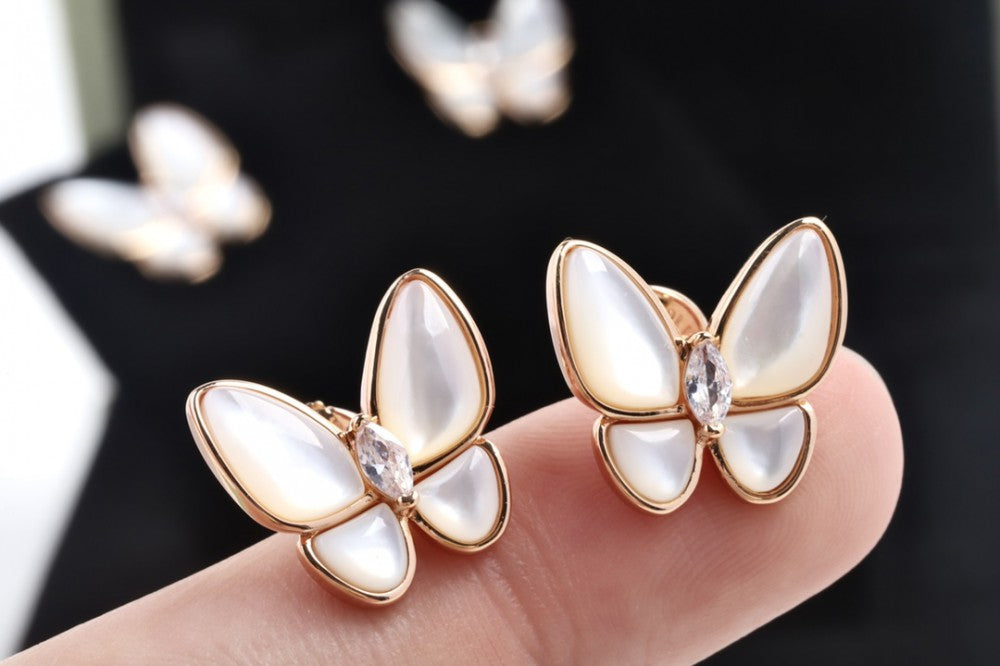 Clover Charm Earring 7