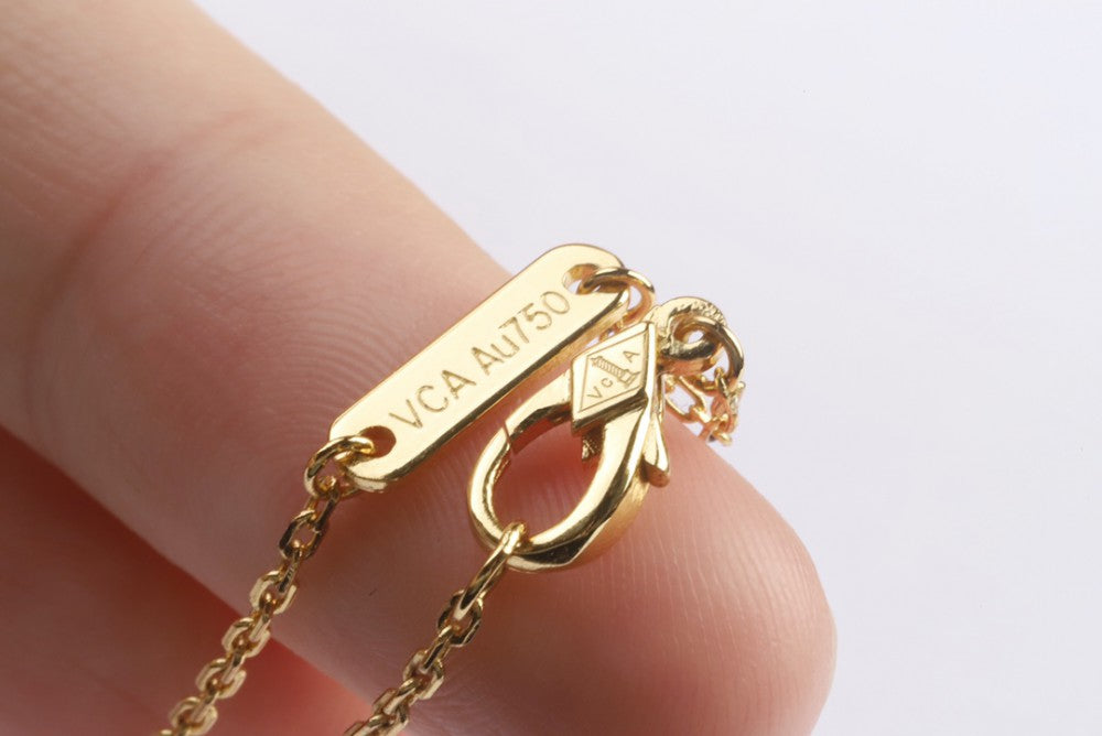 Clover Charm Necklace 4