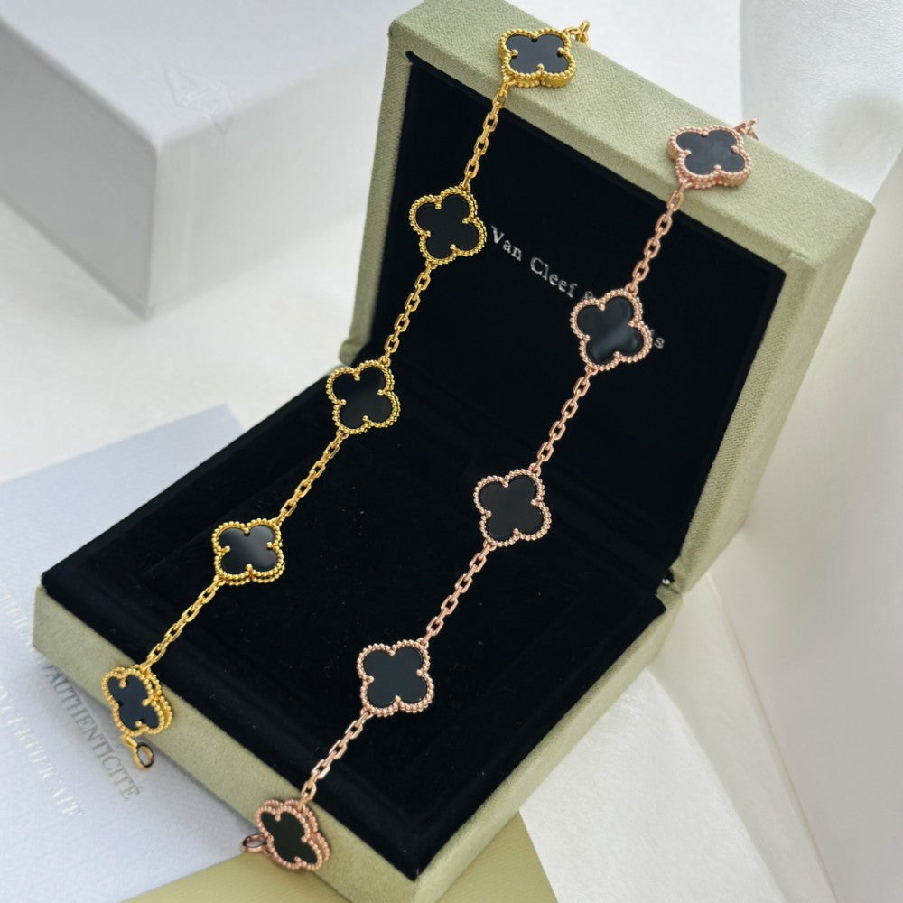 Clover Charm Bracelet 2