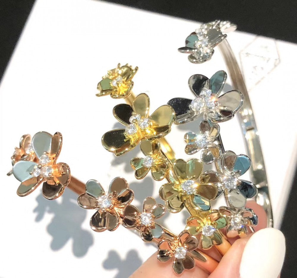 Clover Charm Bracelet 4