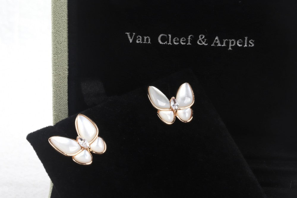 Clover Charm Earring 7