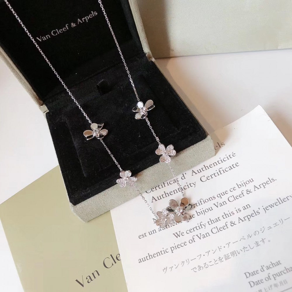 Clover Charm Necklace 12