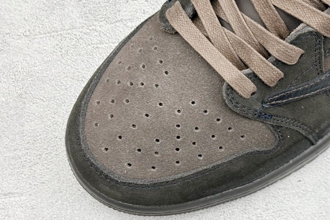 Retro Brown Velvet Trainers