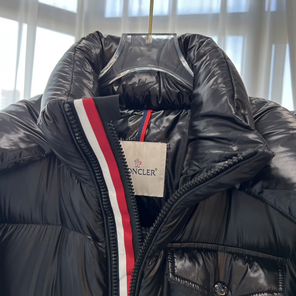 Core Fit Down Fill Red Stripe Jacket