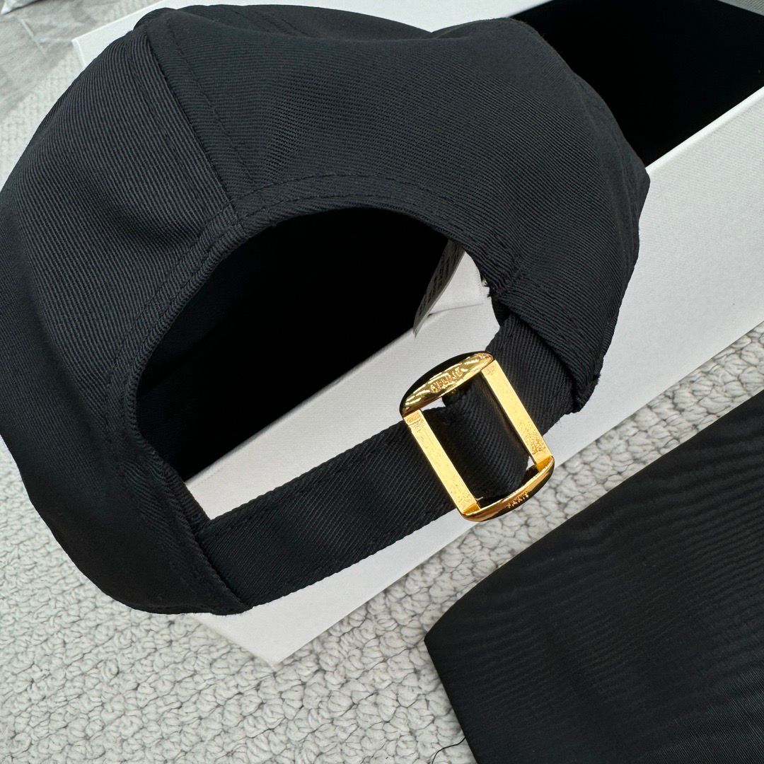 Fitted Cap 1