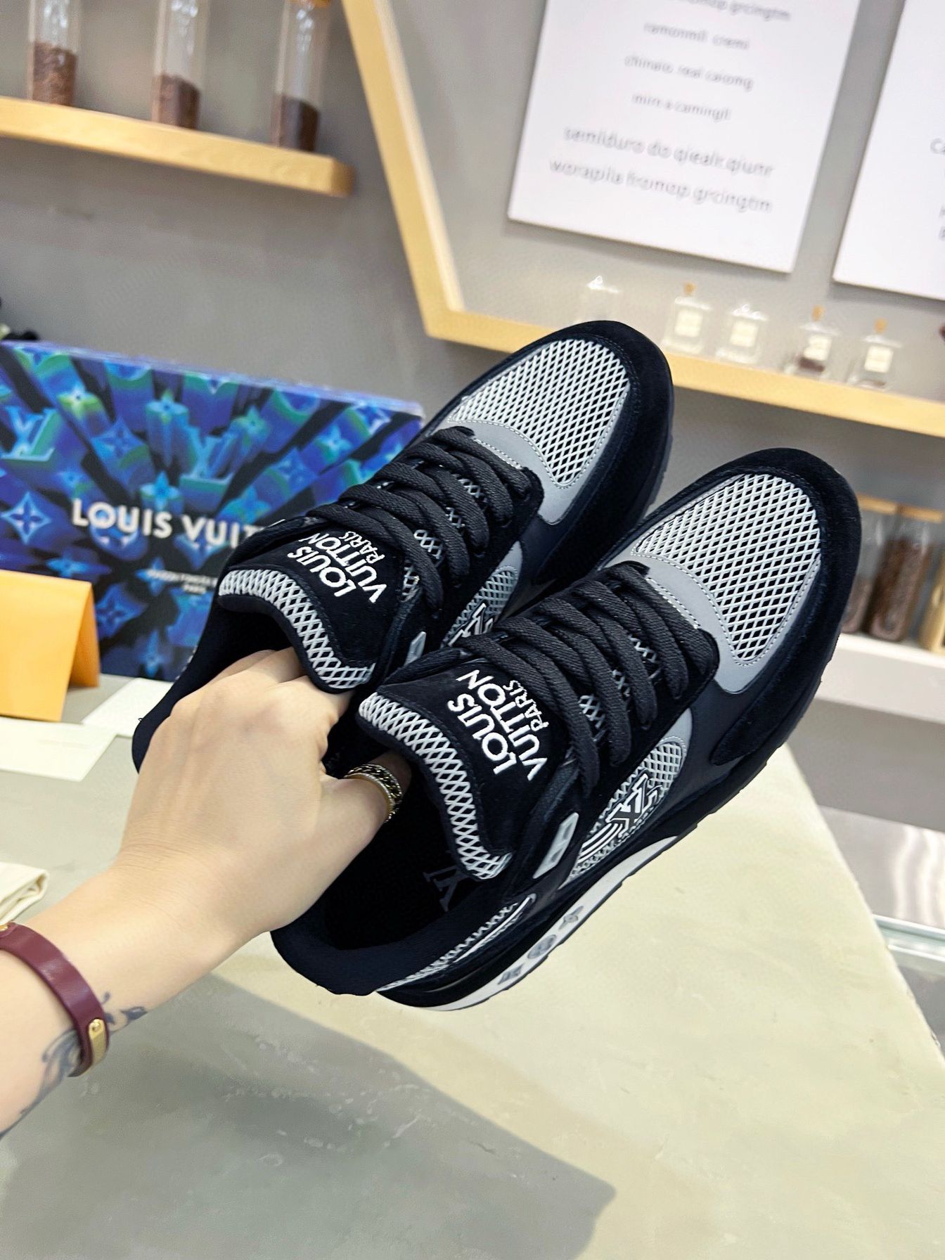 Velocity Knit Runners Black