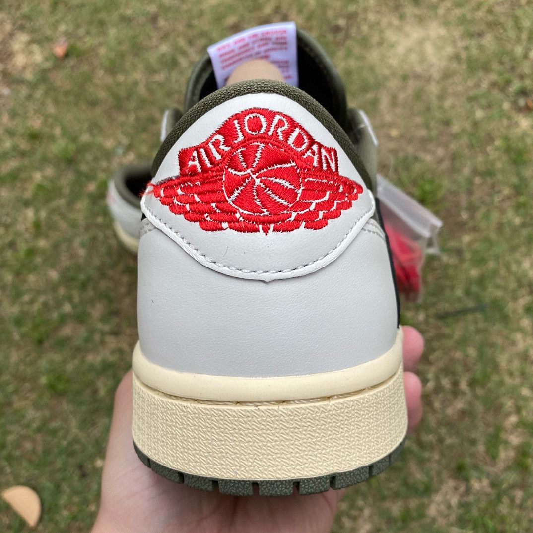 Retro Medium Olive Trainers