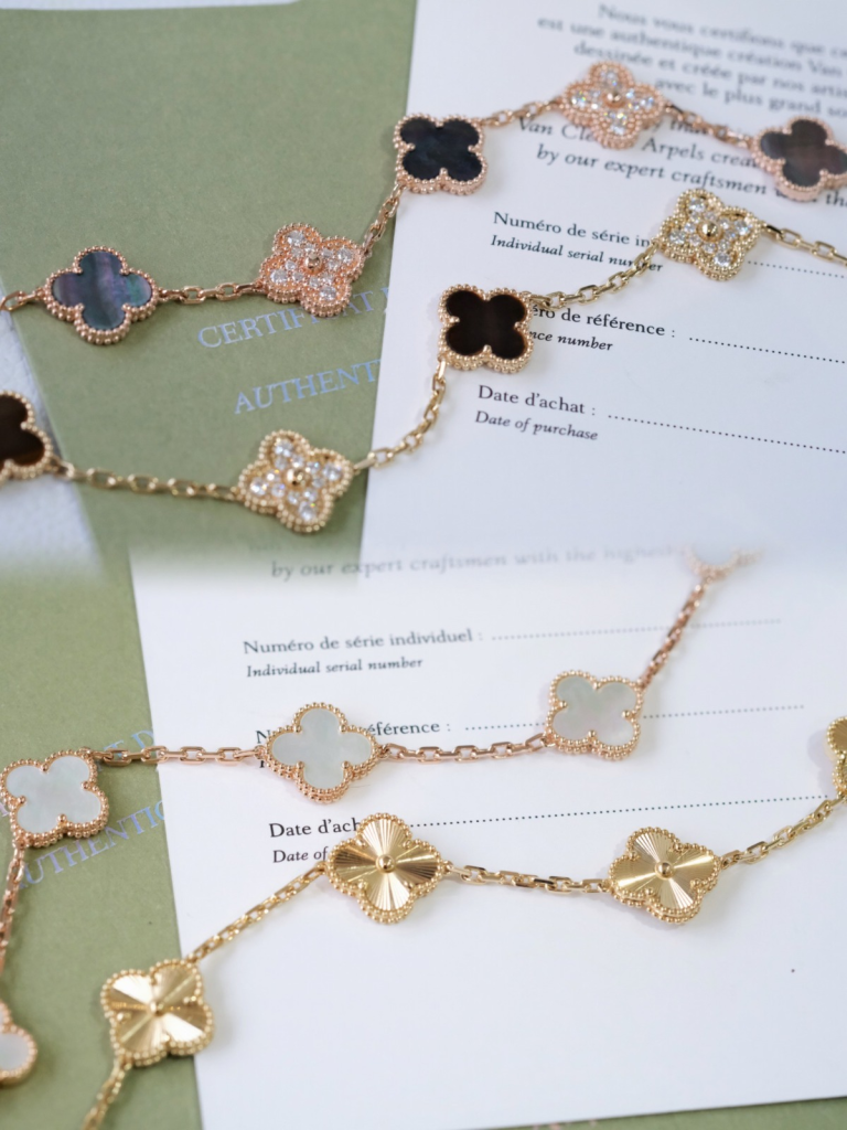 Clover Charm Bracelet 1
