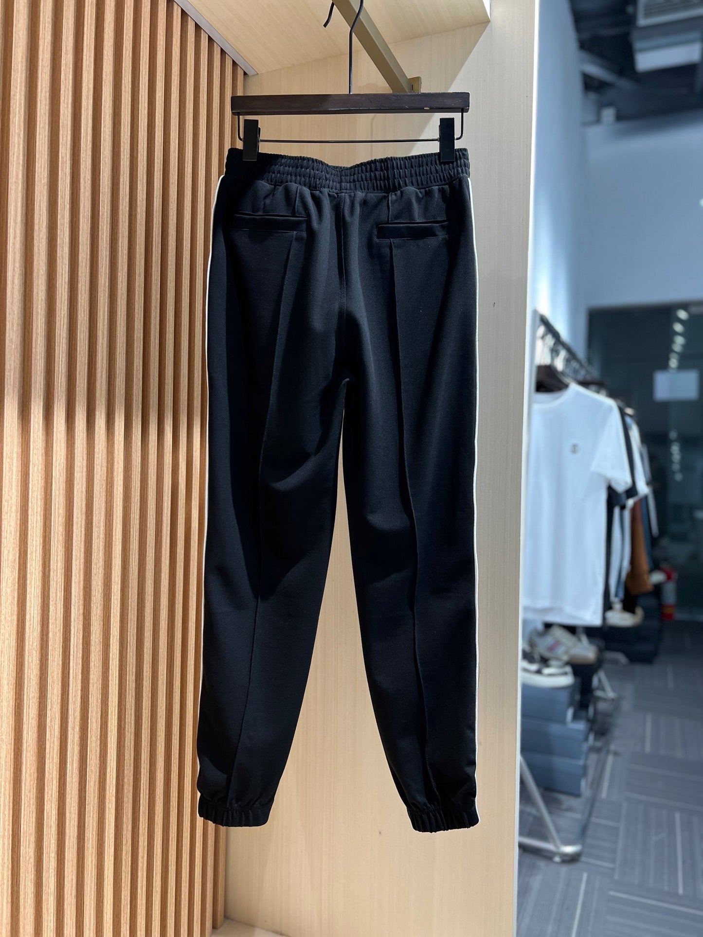 Gvnchy Black Bottoms