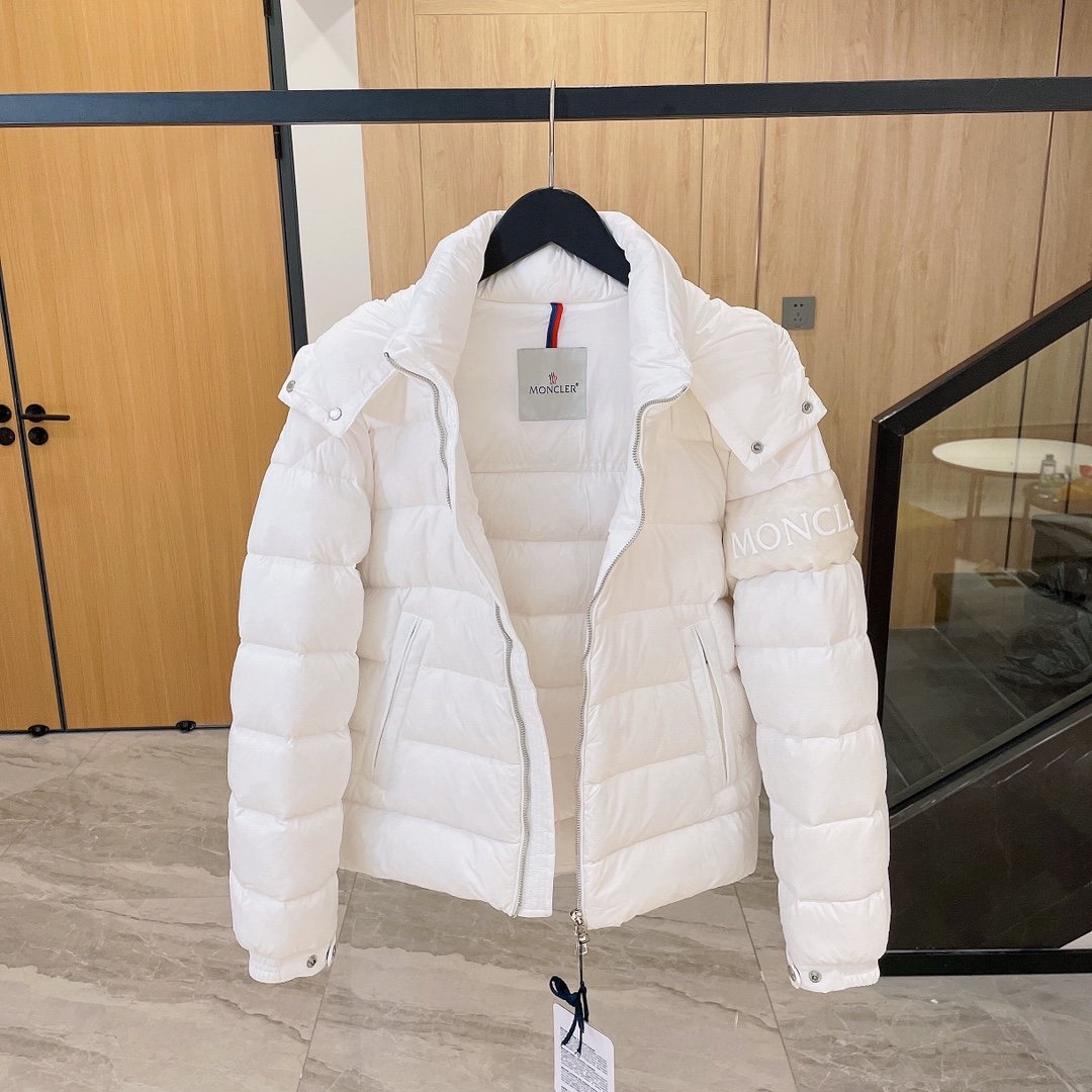 White Lightweight Gloss Jacket