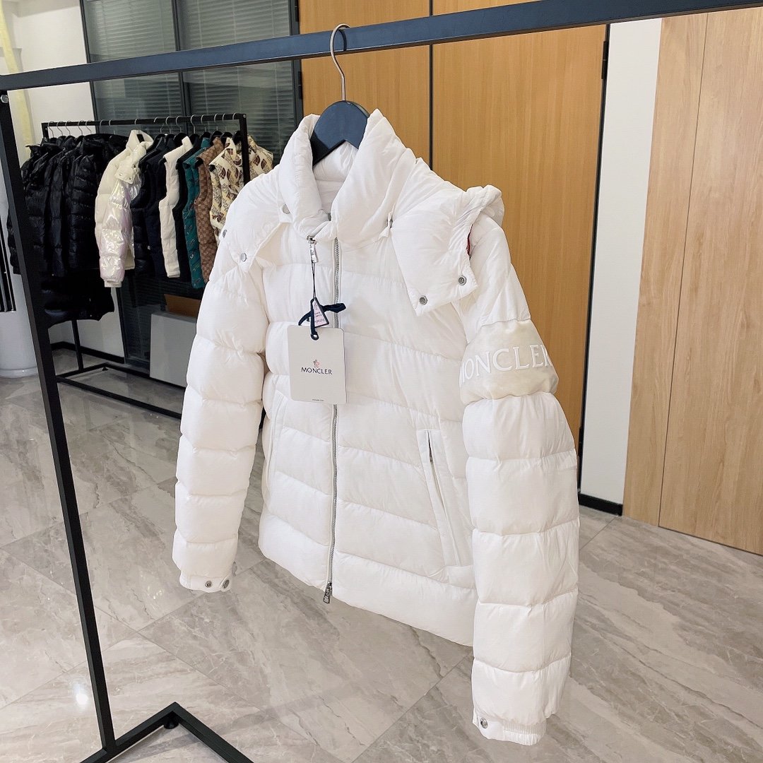 White Lightweight Gloss Jacket
