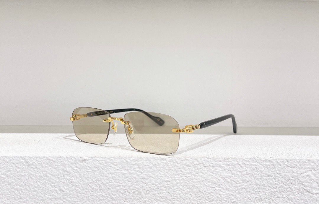 GG Glasses 38