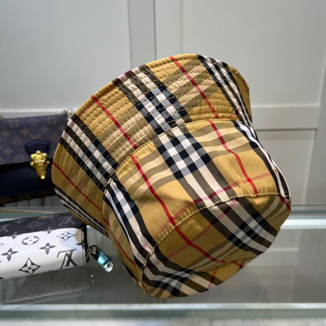 Chequered Fisherman Hat 16
