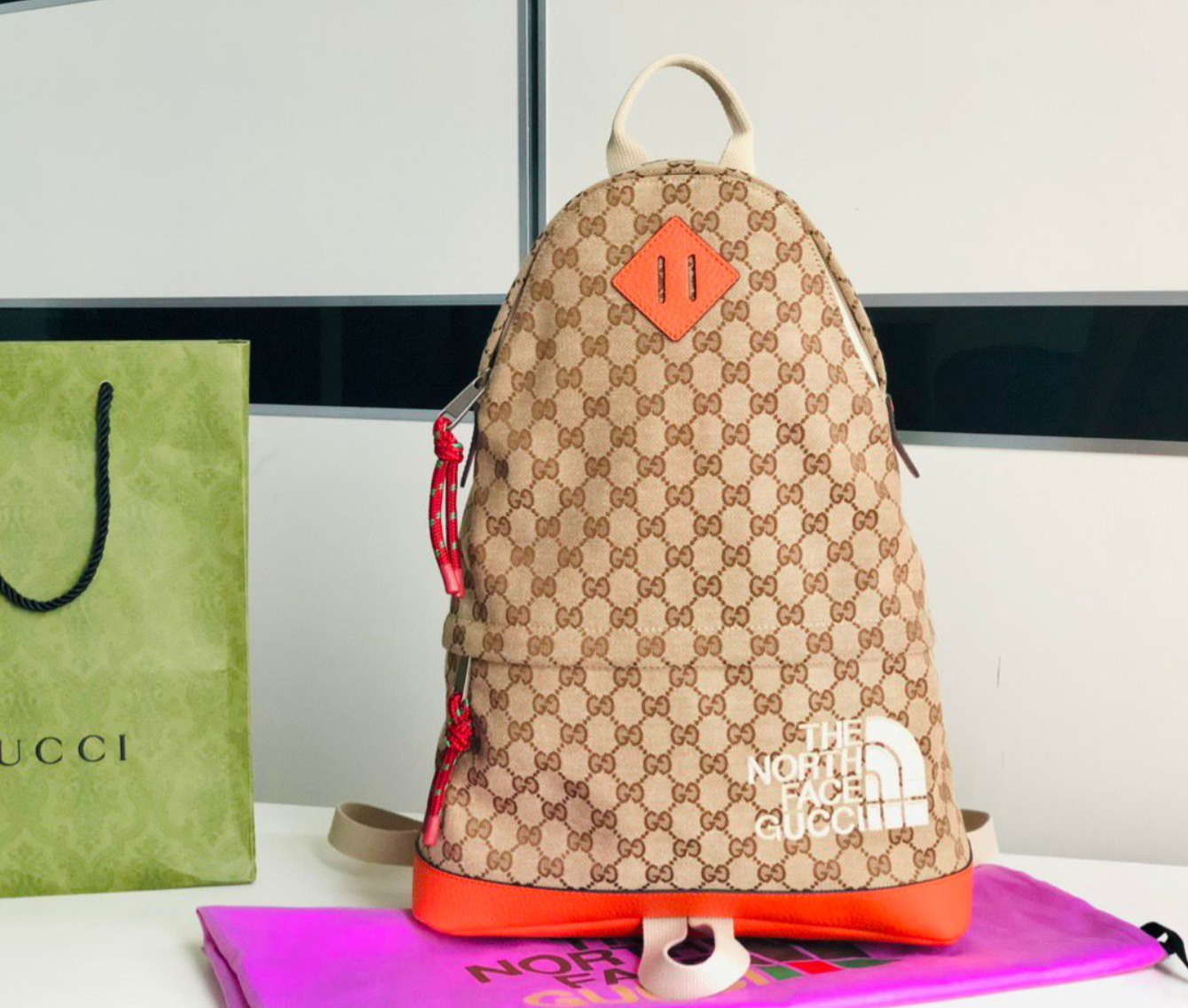 👜 Bundle 5 – Luxe Carry
