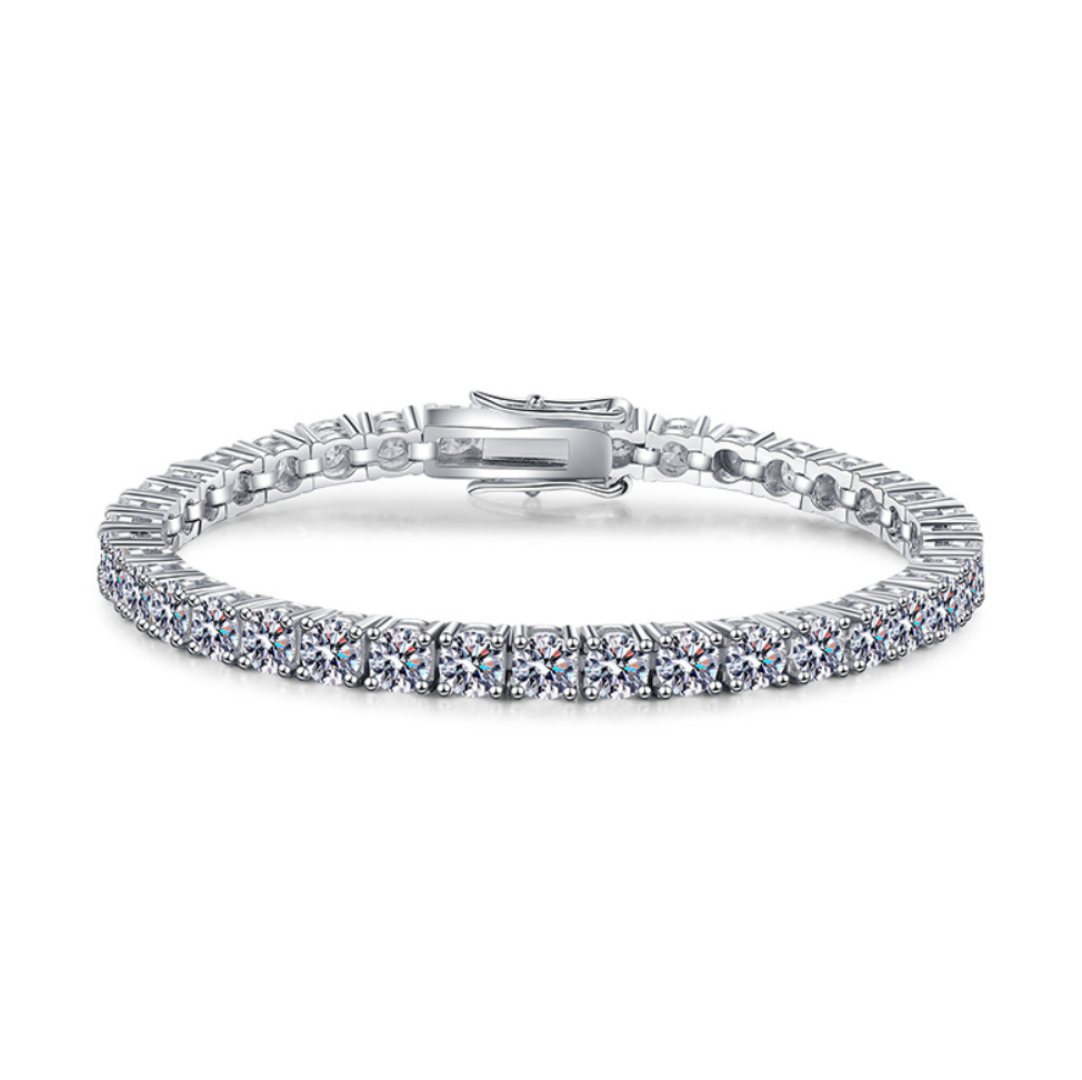 platinum-plated moissanite bracelet 2