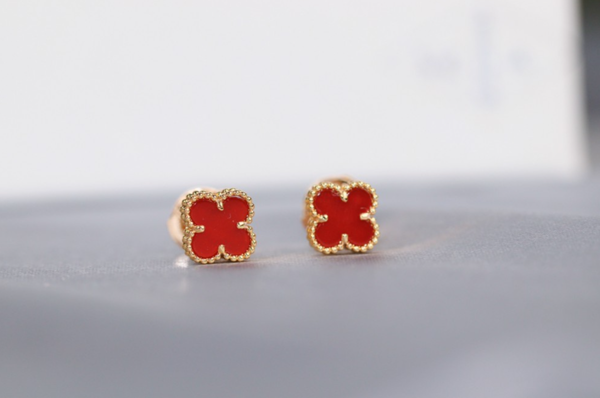 Clover Charm Earring 9