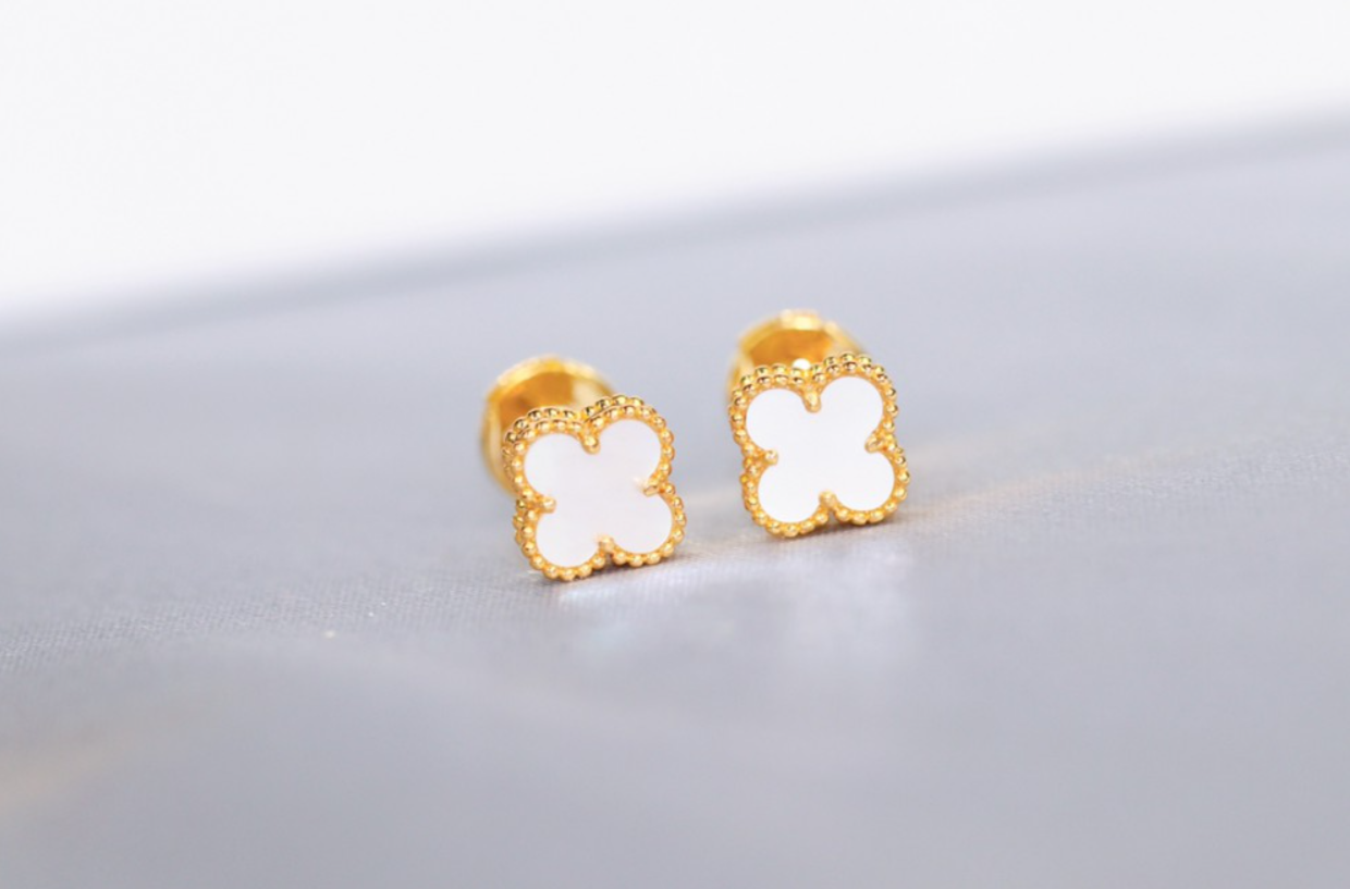 Clover Charm Earring 9