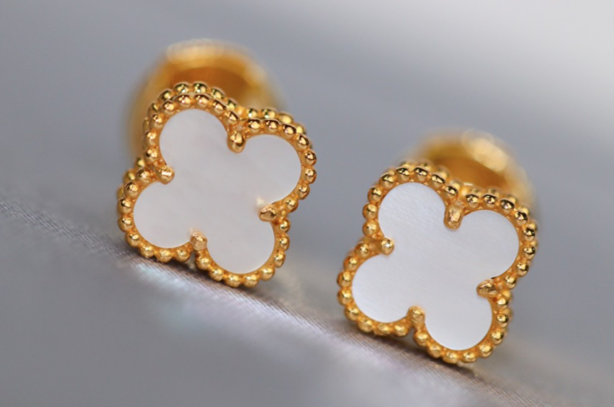 Clover Charm Earring 9