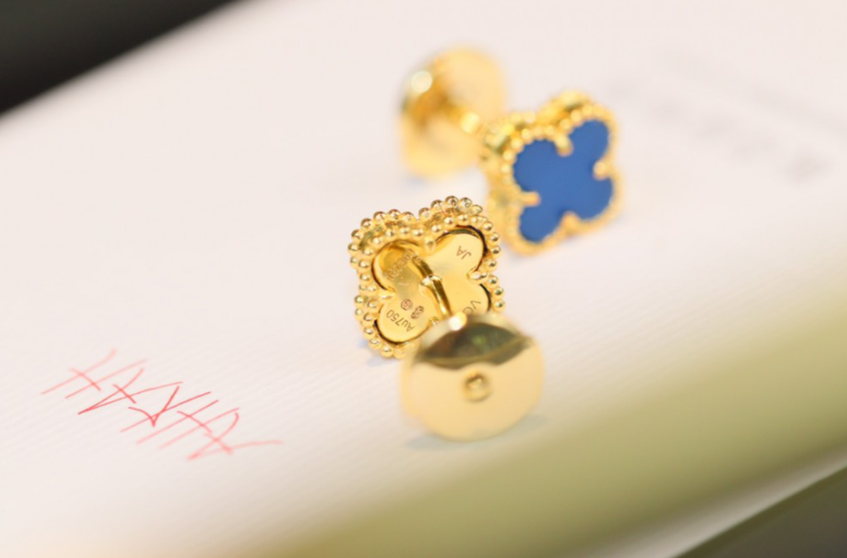 Clover Charm Earring 9