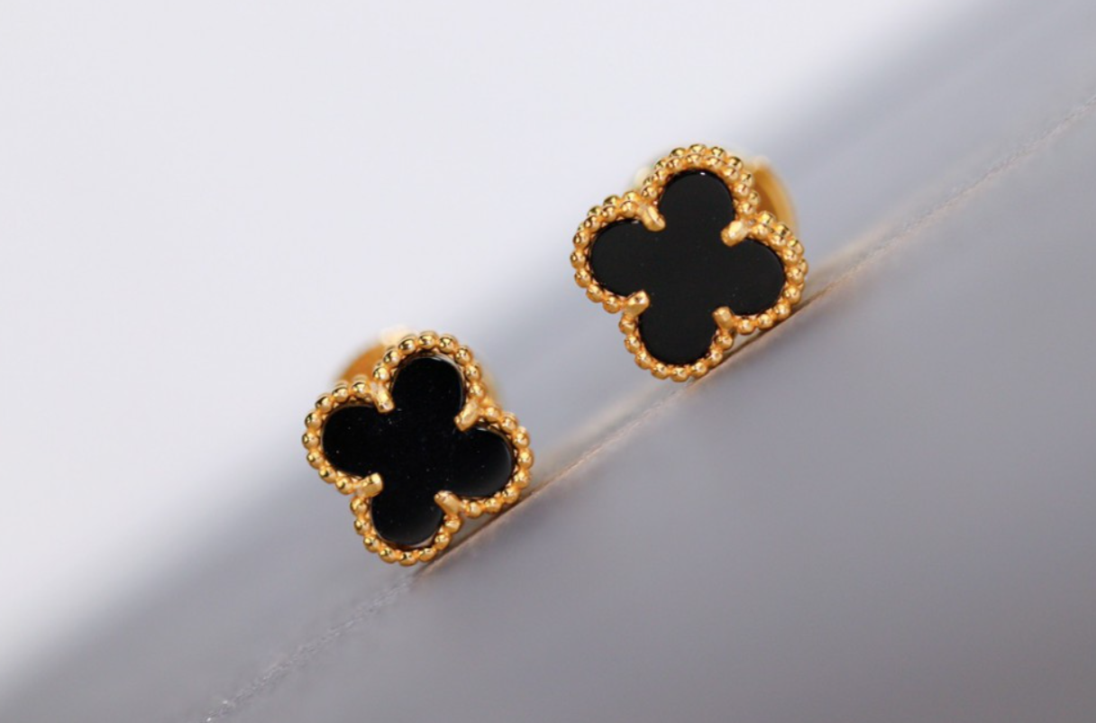 Clover Charm Earring 9