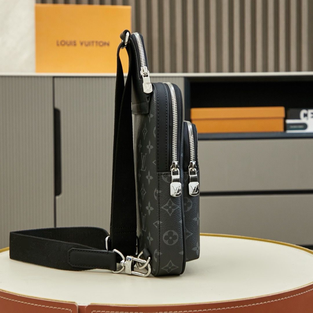 Avenue Sling Bag