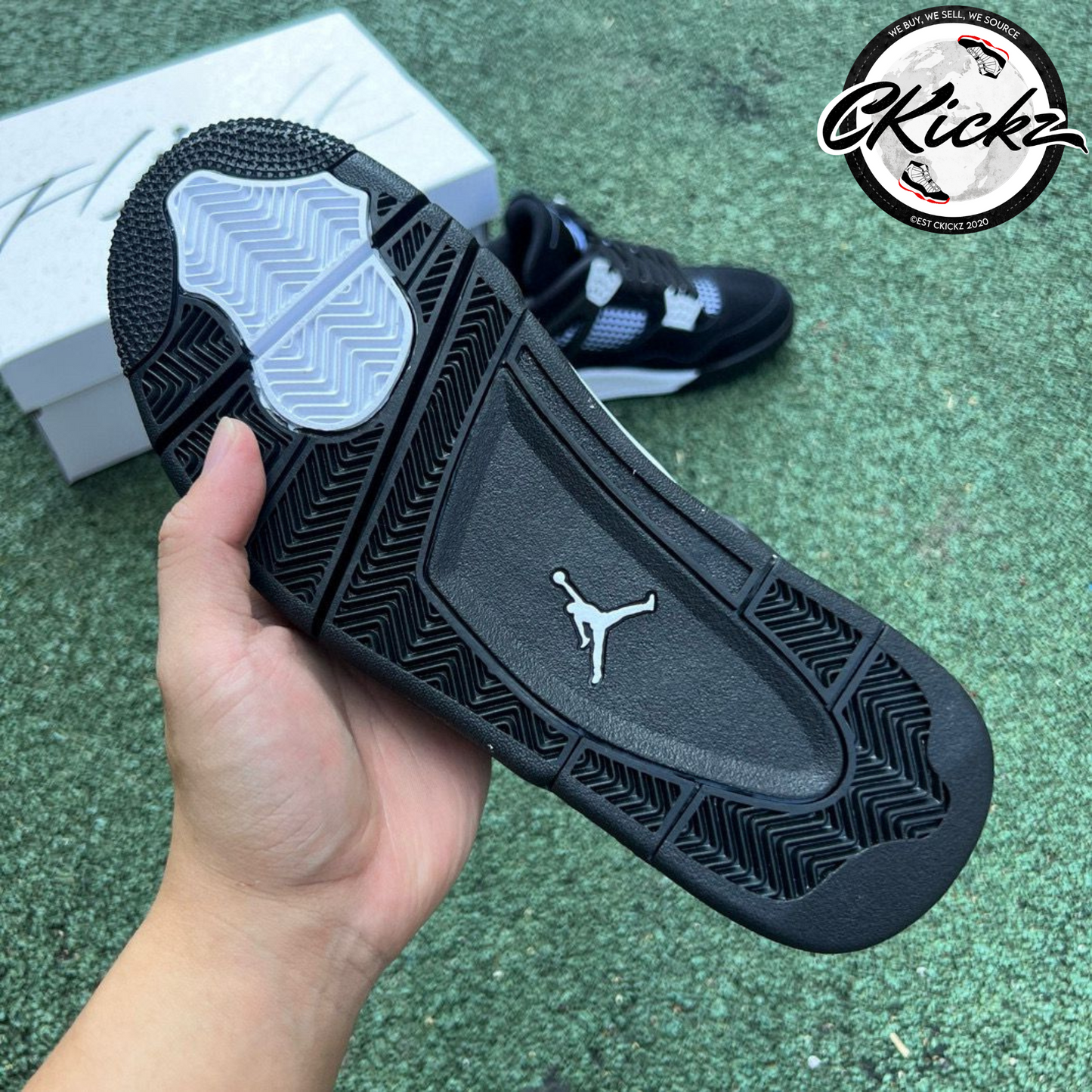 White Thunder Trainer