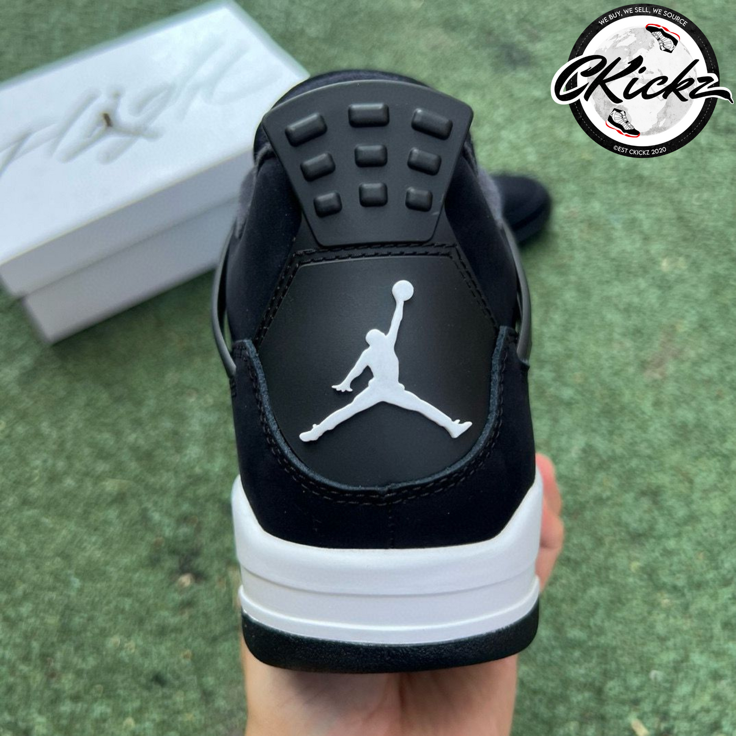 White Thunder Trainer