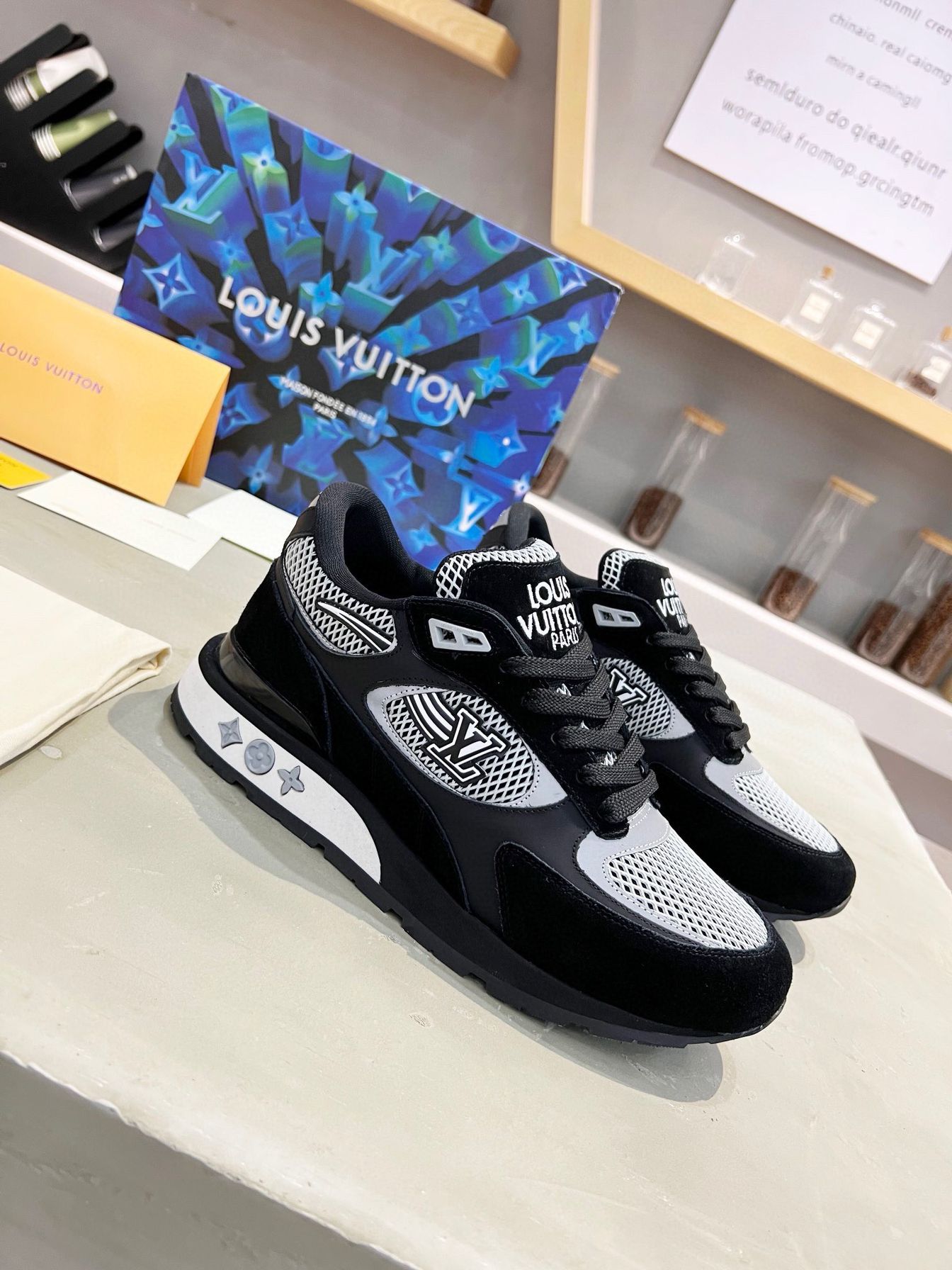 Velocity Knit Runners Black