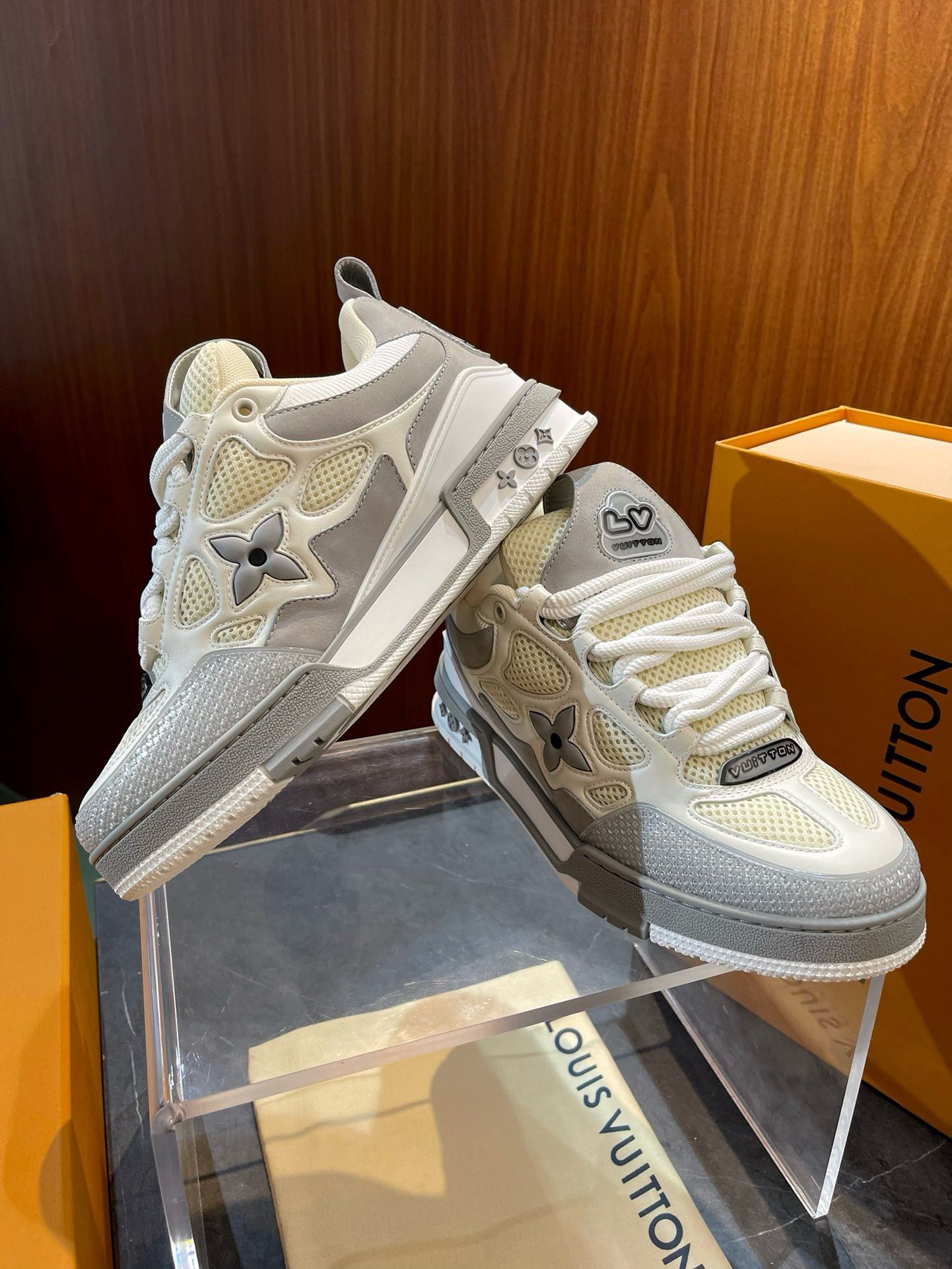 Skate Trainer Cream