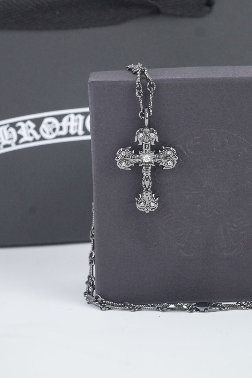 Vintage Blade Pendant Chain