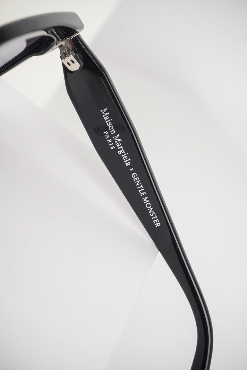 GM Glasses 34
