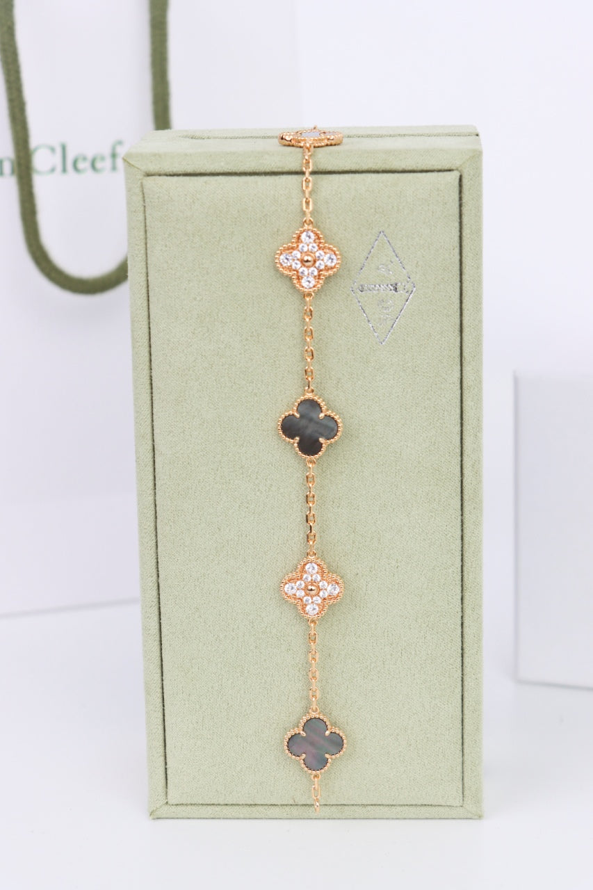 Clover Charm Bracelet 1