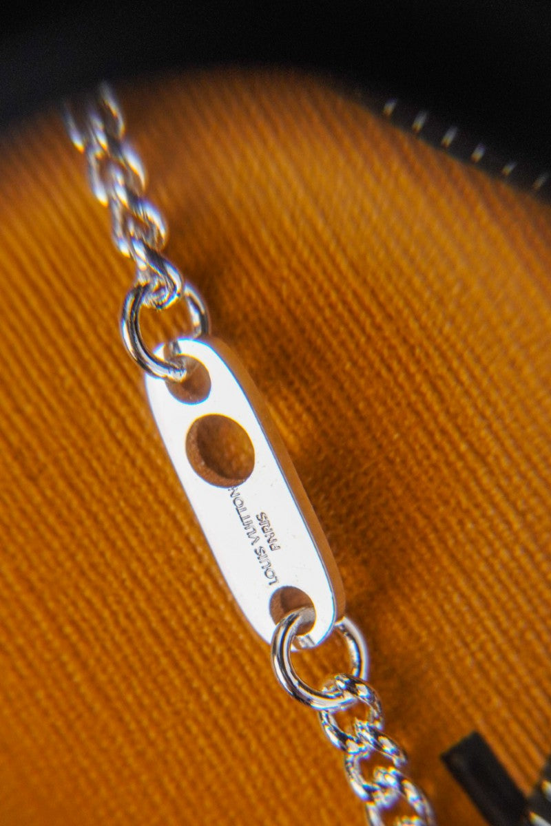 Multicolor Floral Motif Necklace