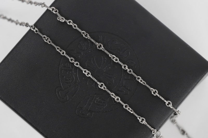Vintage Blade Pendant Chain
