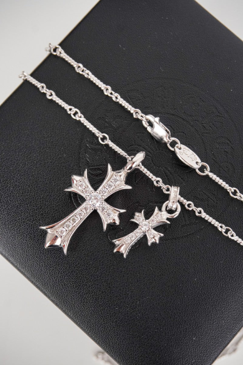Baroque Style Necklace