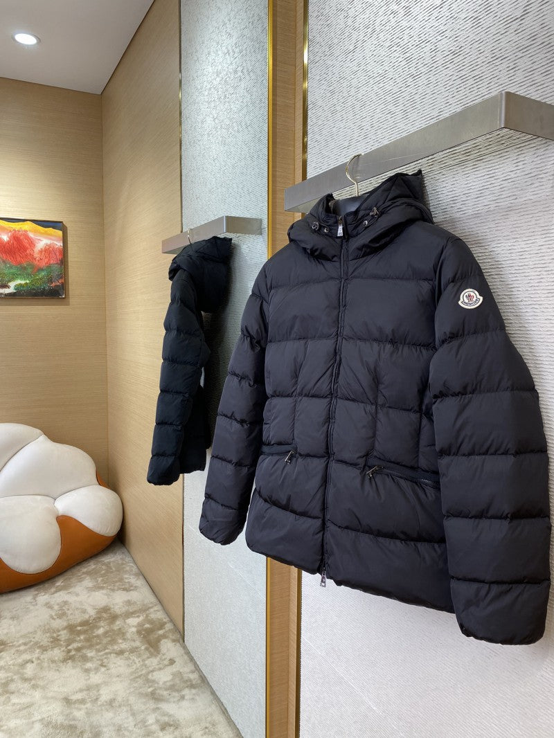 Short Hooded Puffer Jacket Black (W)