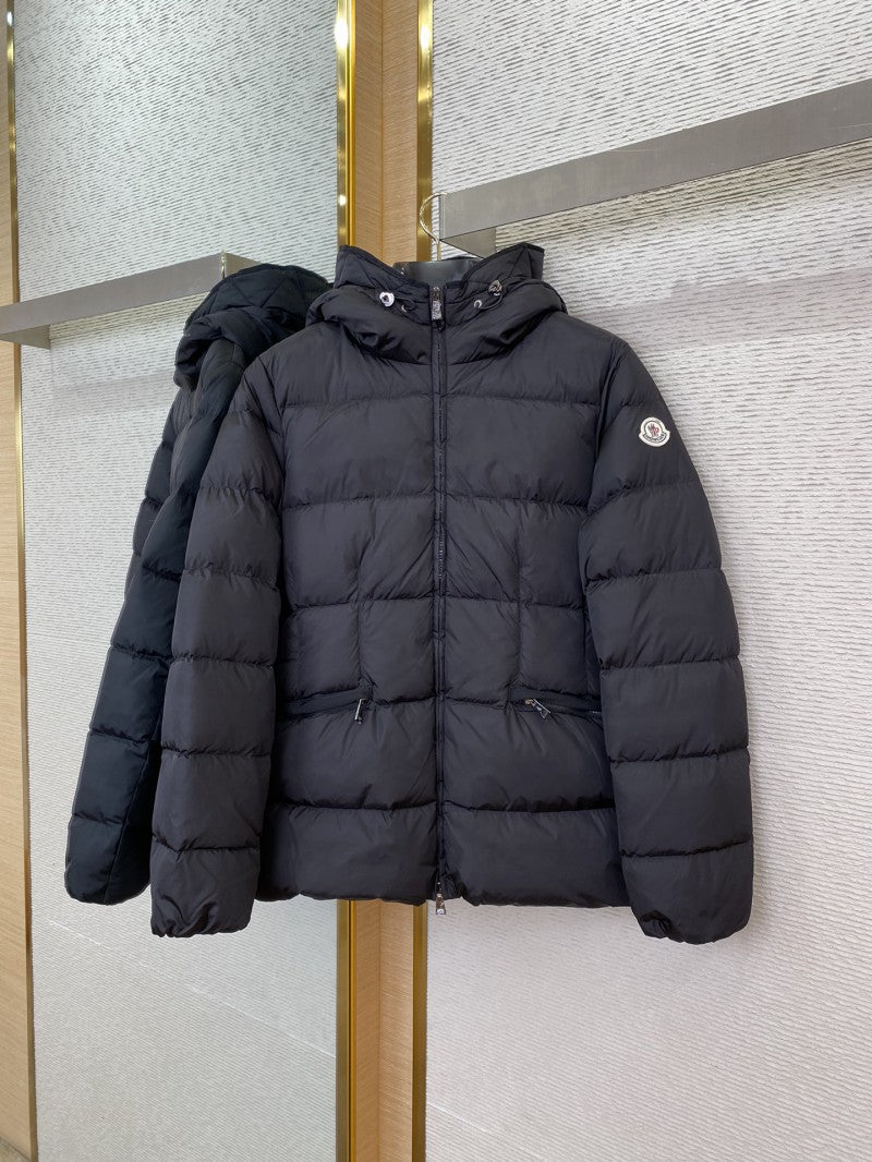 Short Hooded Puffer Jacket Black (W)