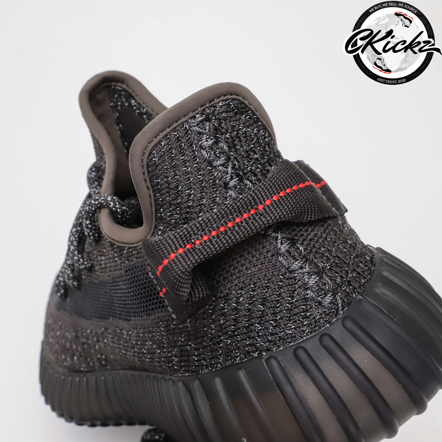 Yzy 350 Black Reflective