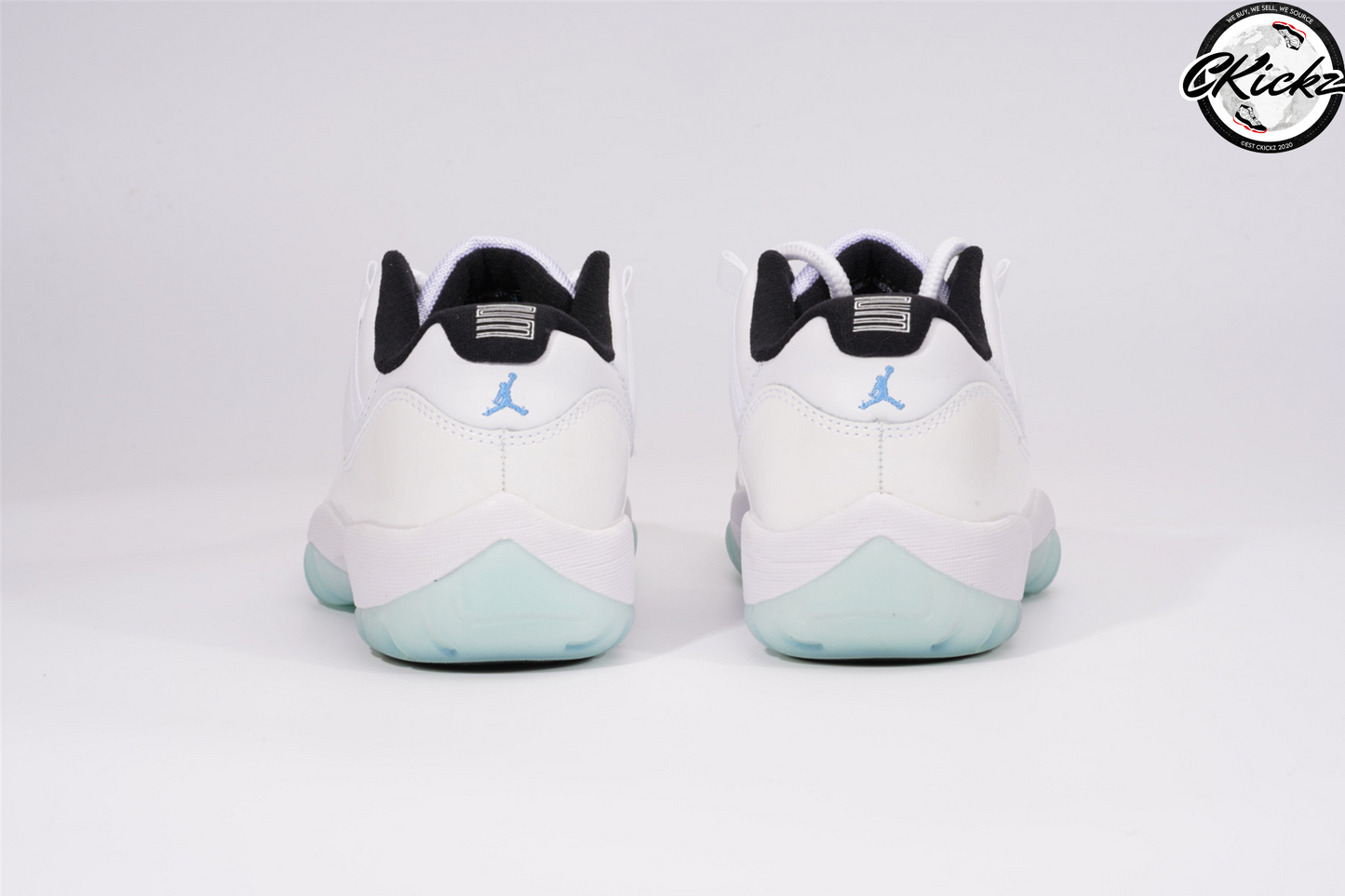 Retro Low Legend Blue Trainers