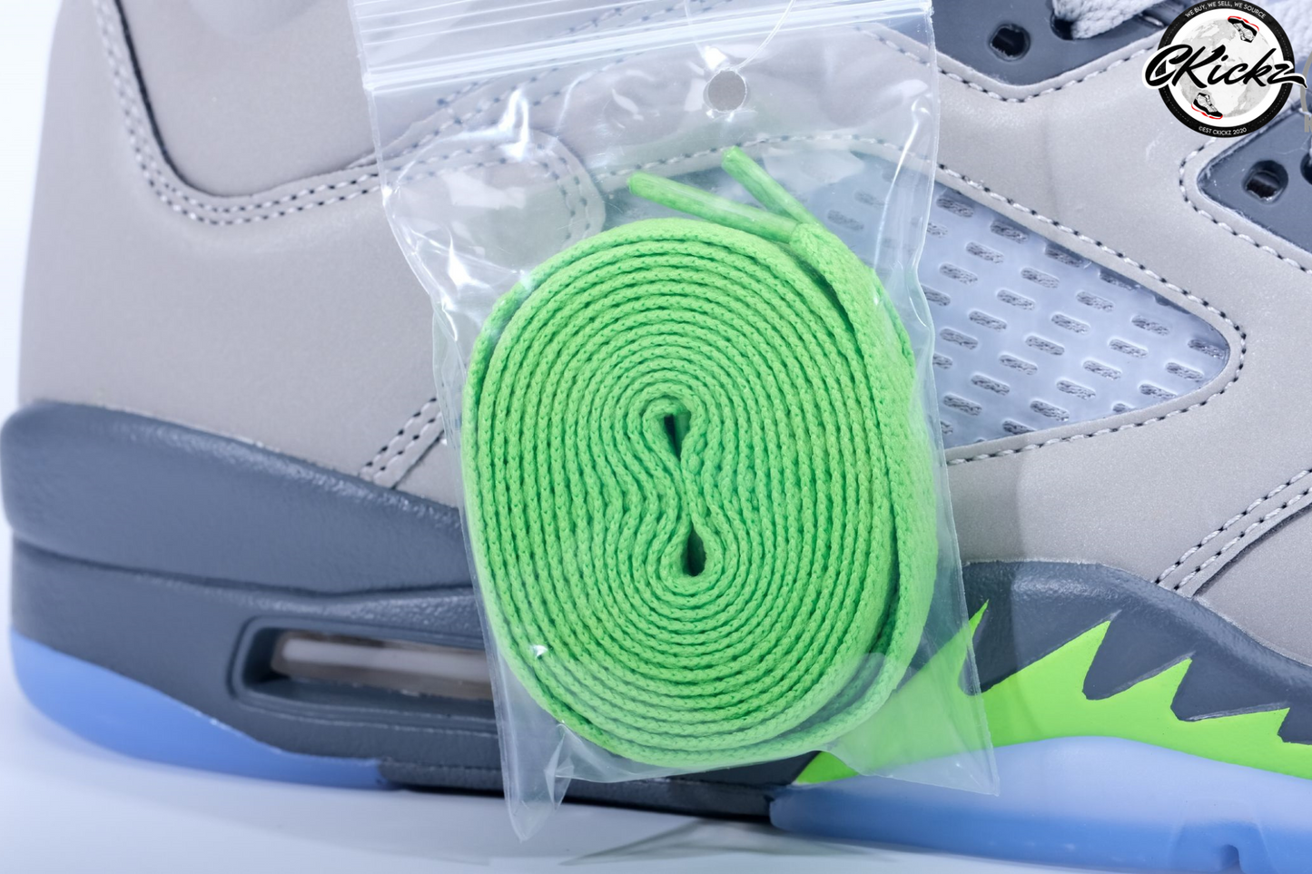J5 Retro Green Bean
