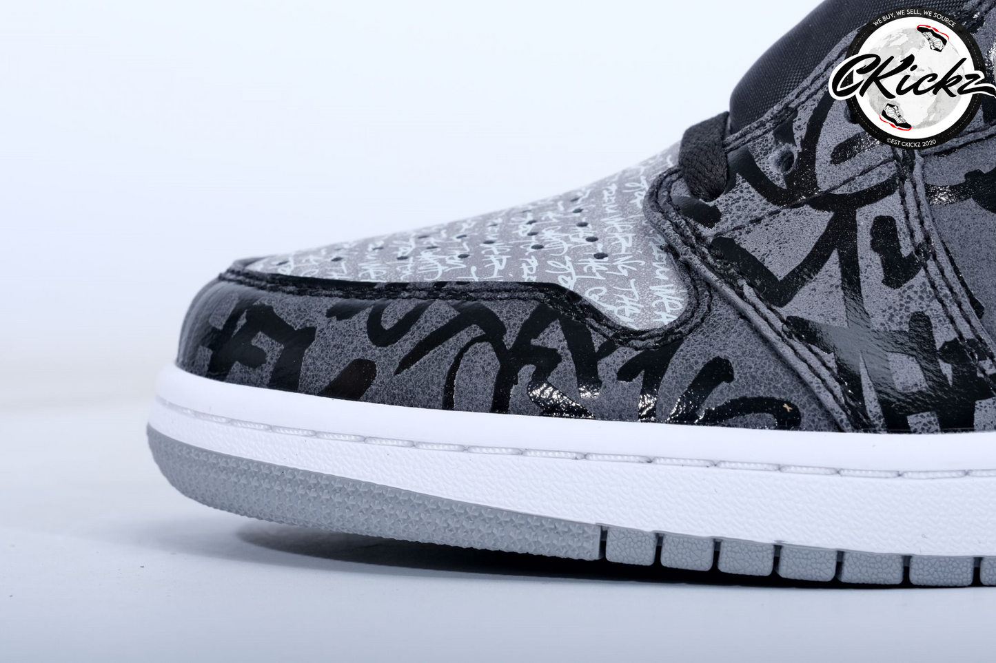Retro High OG Rebellionaire Trainers
