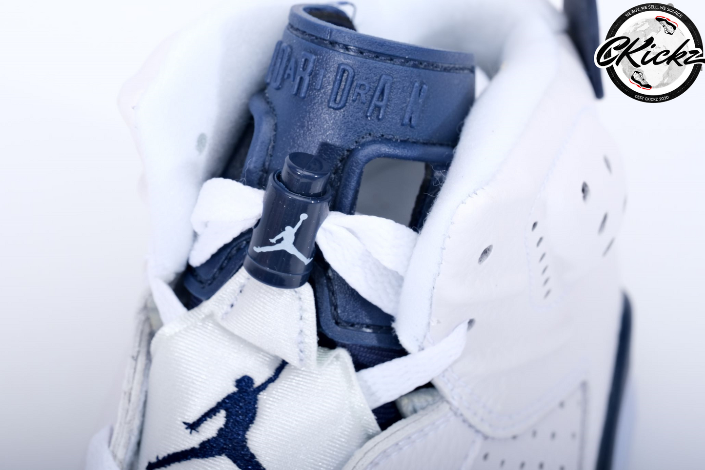 J6 Retro Midnight Navy