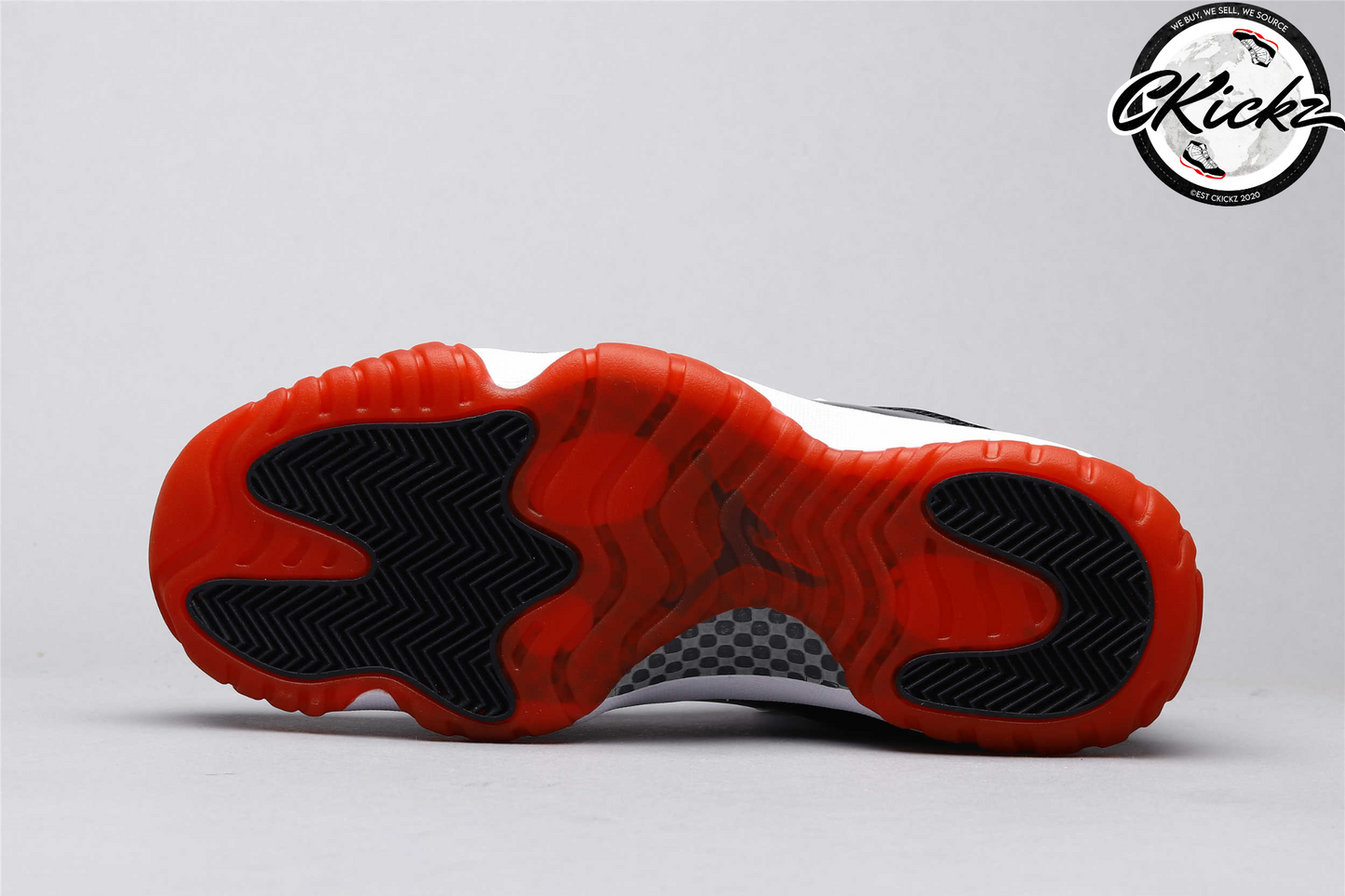 Retro Low Concord Bred Trainers