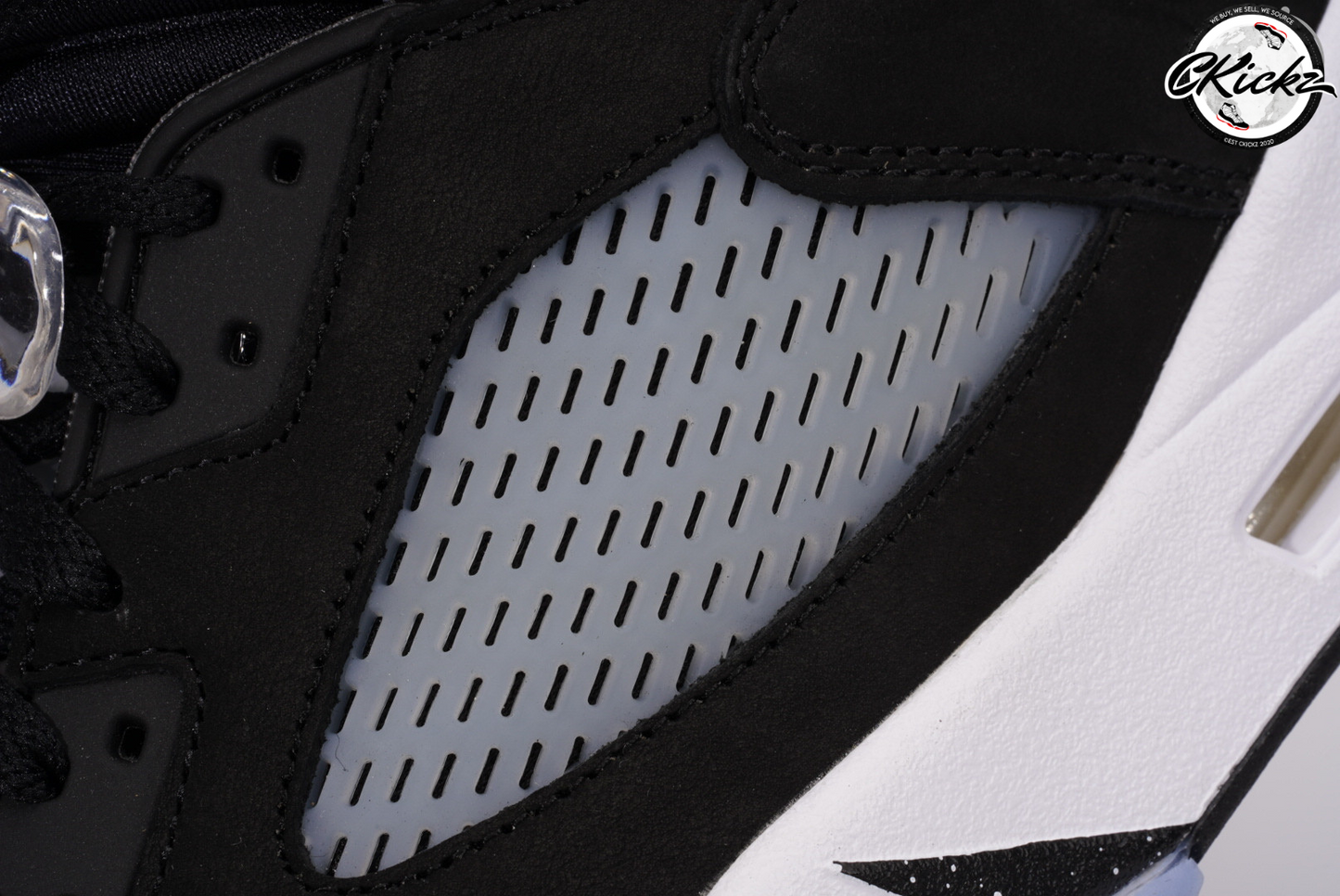 J5 Retro Oreo
