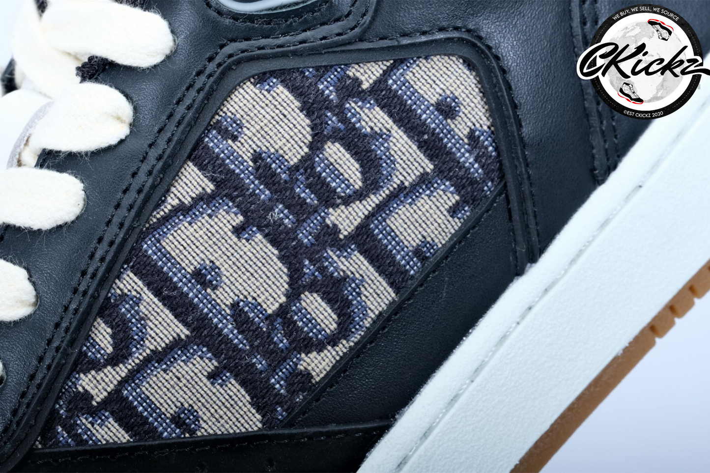 Retro Crest Mesh Low Black & Beige