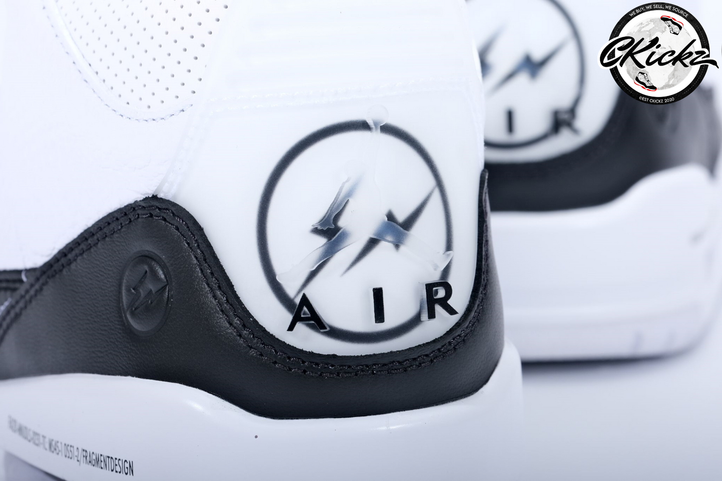 J3 Retro Fragment Design